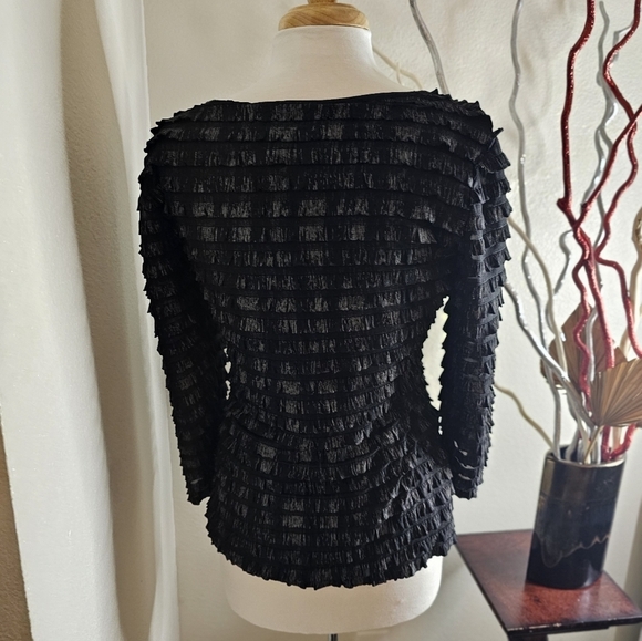 FRANK LYMAN LINED TIERED BLOUSE - Picture 2 of 5